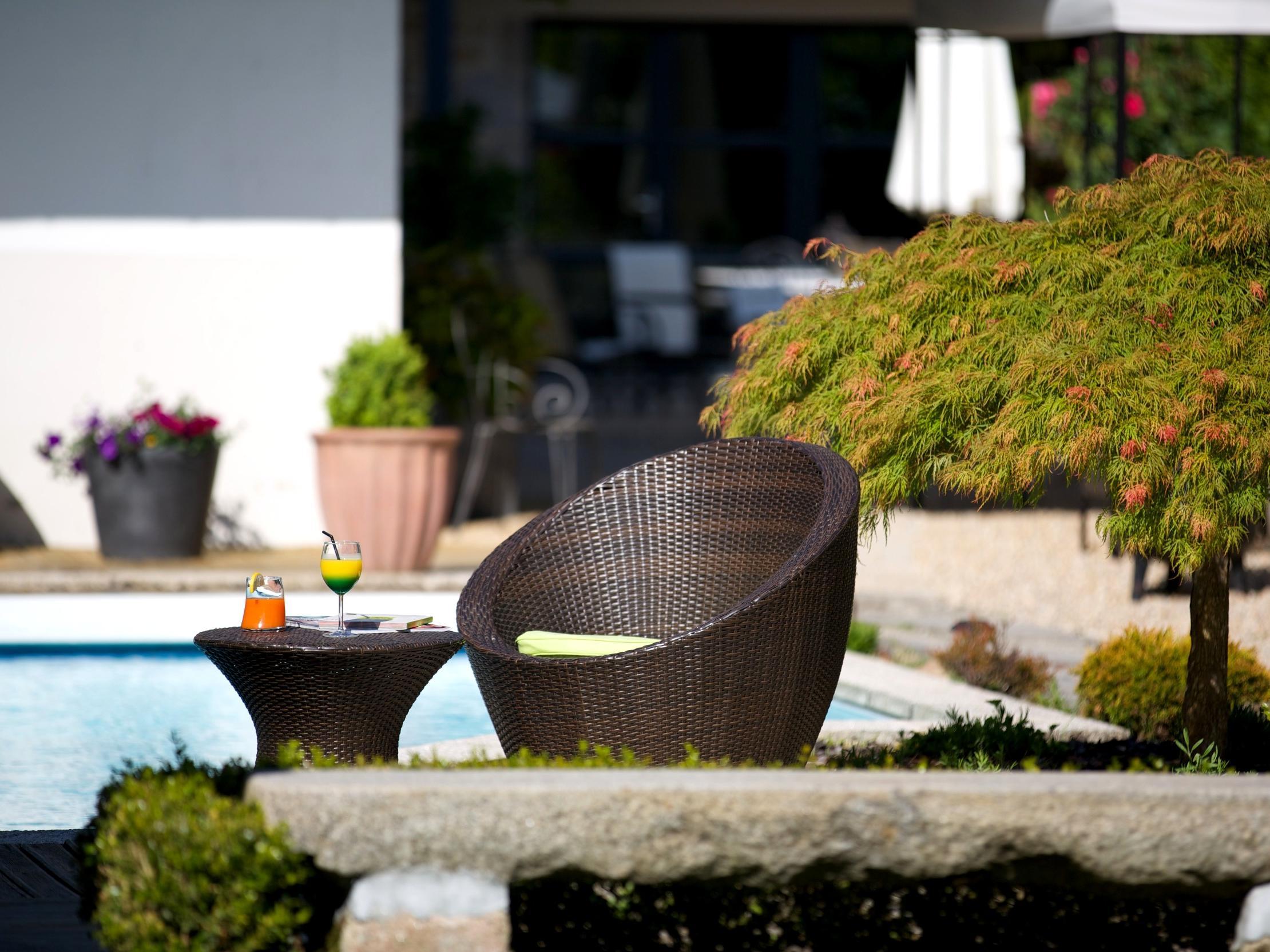 Logis Hotel Restaurant Nougier Saint-Étienne-de-Fursac Eksteriør billede