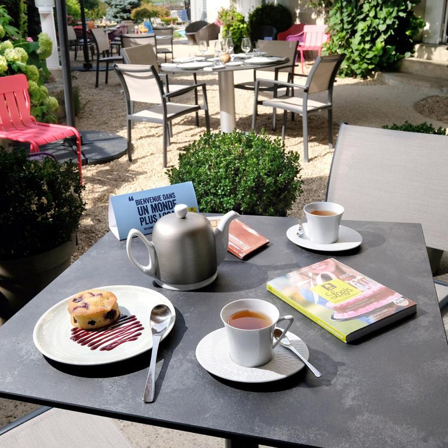 Logis Hotel Restaurant Nougier Saint-Étienne-de-Fursac Eksteriør billede