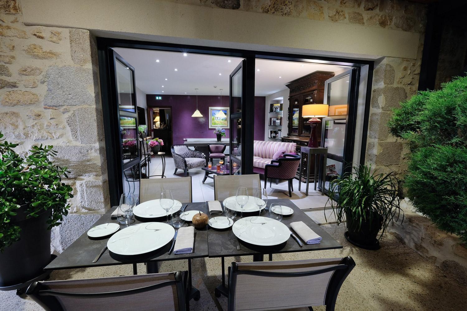 Logis Hotel Restaurant Nougier Saint-Étienne-de-Fursac Eksteriør billede