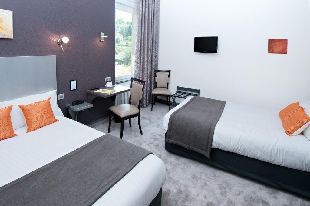 Logis Hotel Restaurant Nougier Saint-Étienne-de-Fursac Eksteriør billede